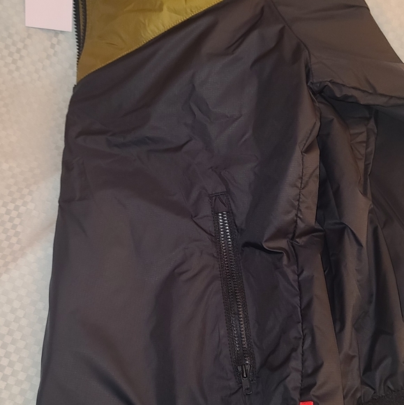 Nike Jacket - Picture 5 of 12